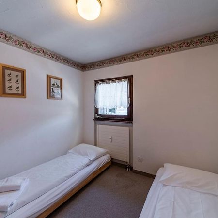 Chesa Chavriol 2 - Celerina Apartment Celerina/Schlarigna Bagian luar foto