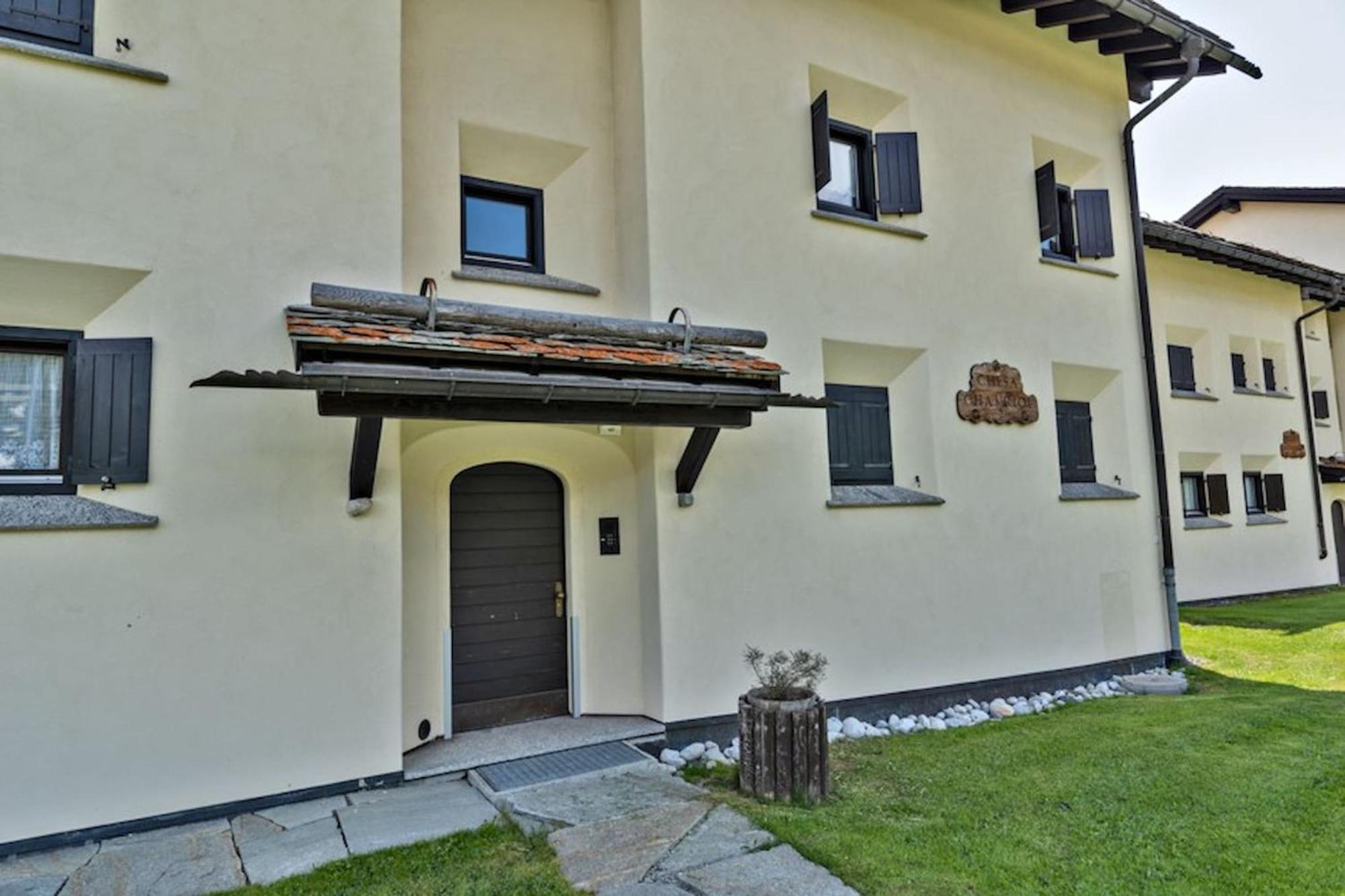 Chesa Chavriol 2 - Celerina Apartment Celerina/Schlarigna Bagian luar foto