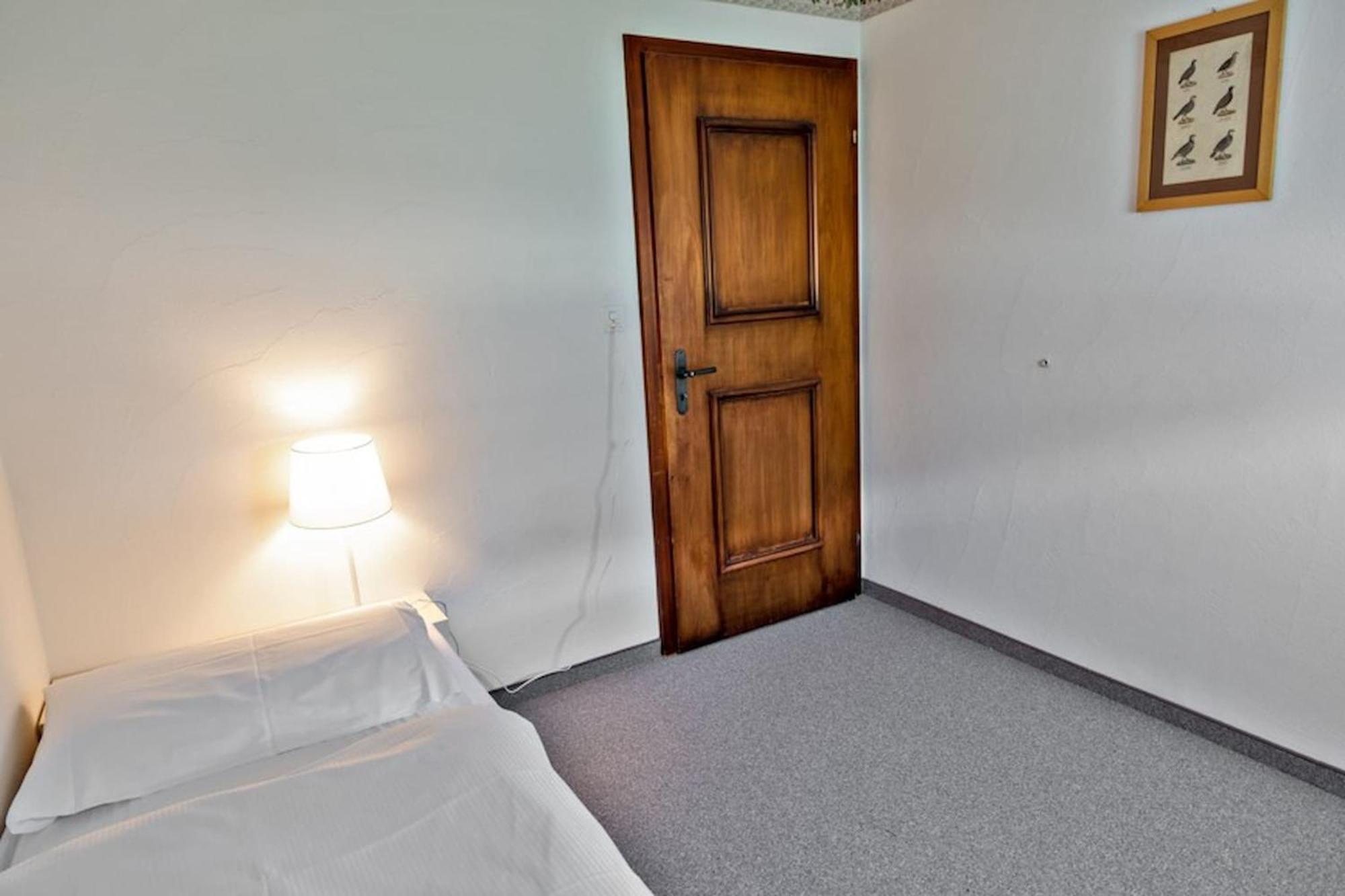 Chesa Chavriol 2 - Celerina Apartment Celerina/Schlarigna Bagian luar foto