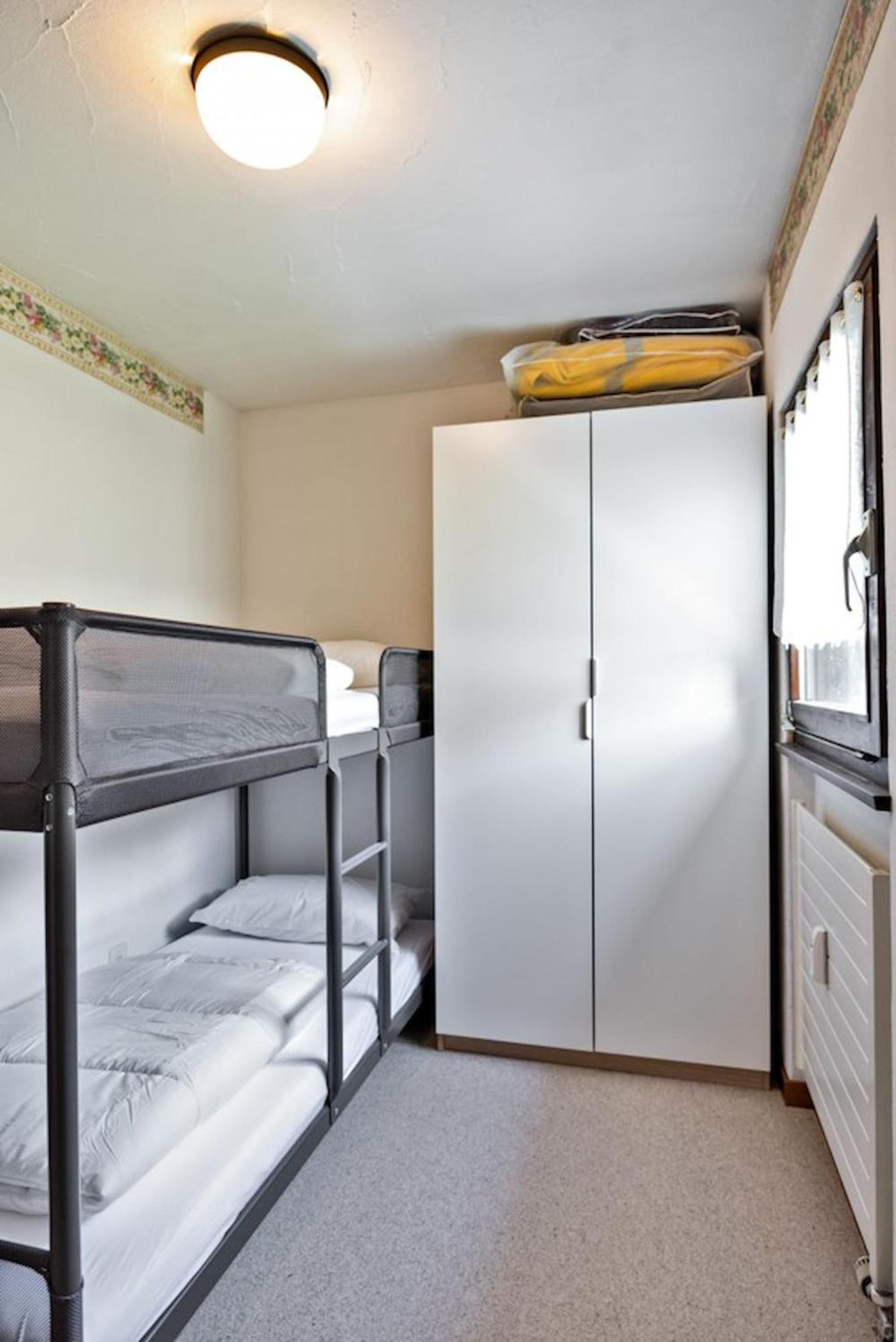 Chesa Chavriol 2 - Celerina Apartment Celerina/Schlarigna Bagian luar foto