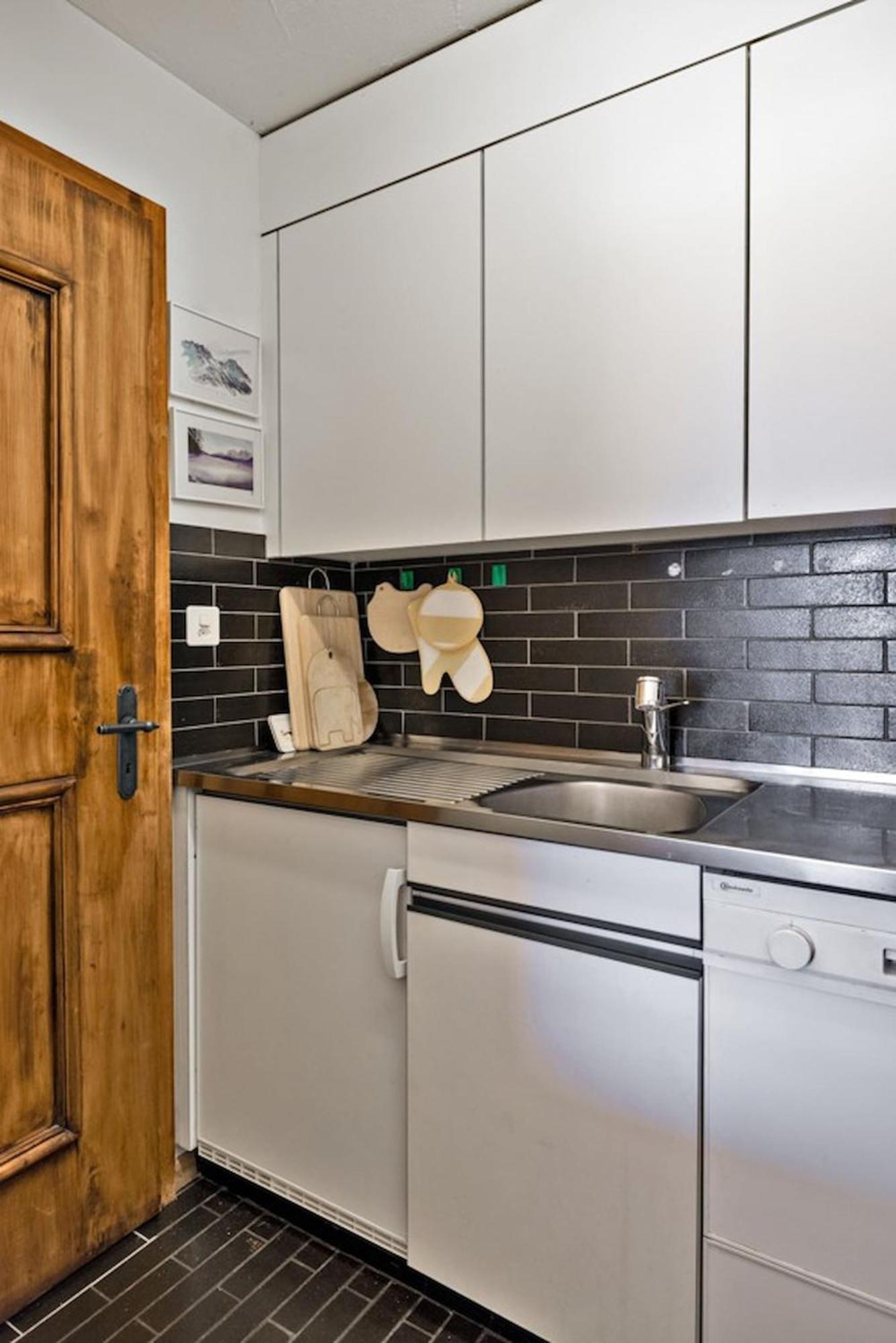 Chesa Chavriol 2 - Celerina Apartment Celerina/Schlarigna Bagian luar foto